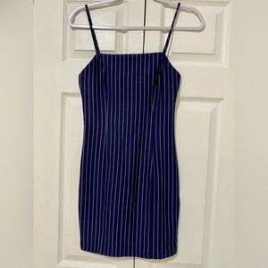 NWT Forever 21 - Navy and Cream Knit Bodycon Dress